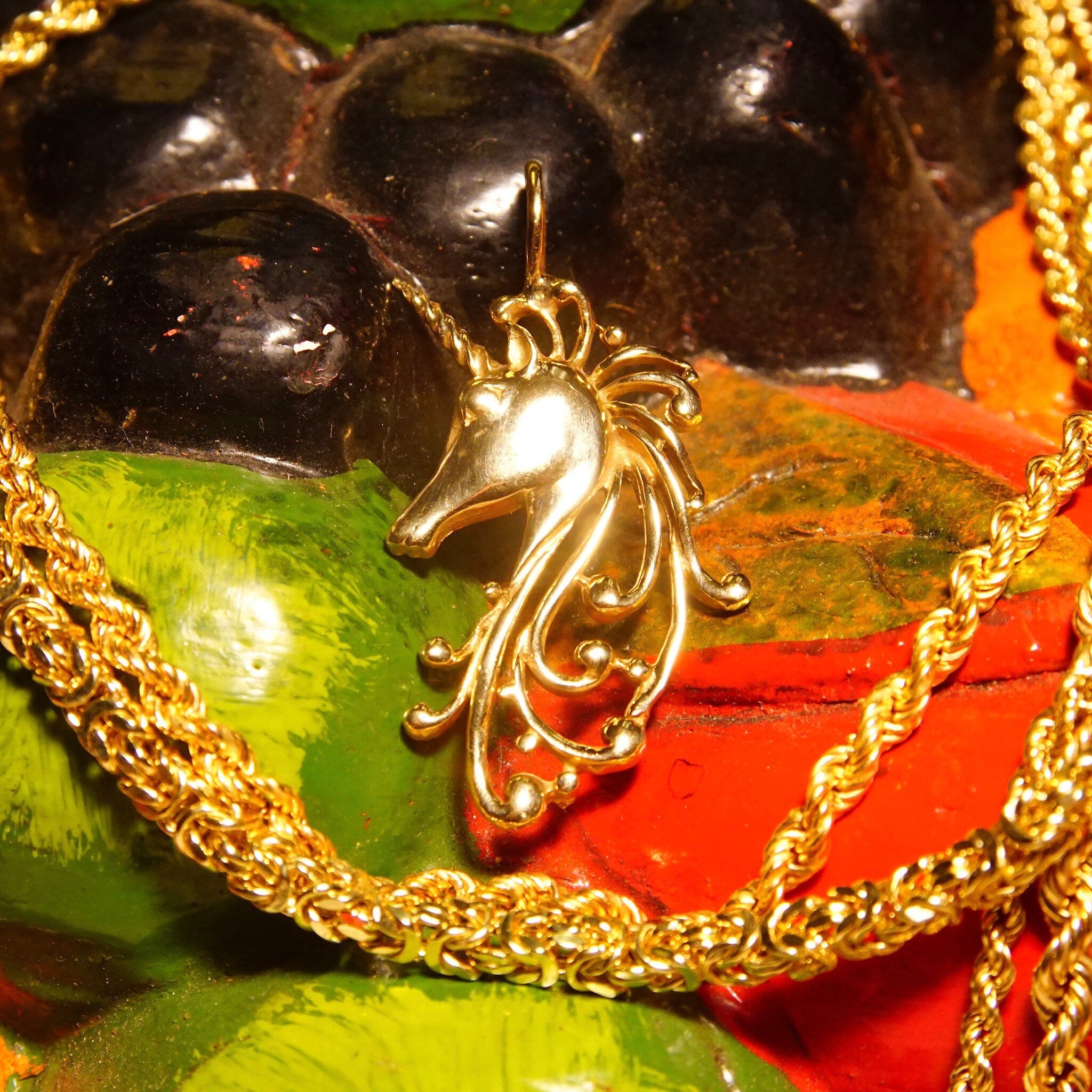 Vintage 14k Yellow Gold Unicorn Pendant, Mythological Creature, Unicorn Figurehead, Cute 585 Jewelry, 1 5/8" L