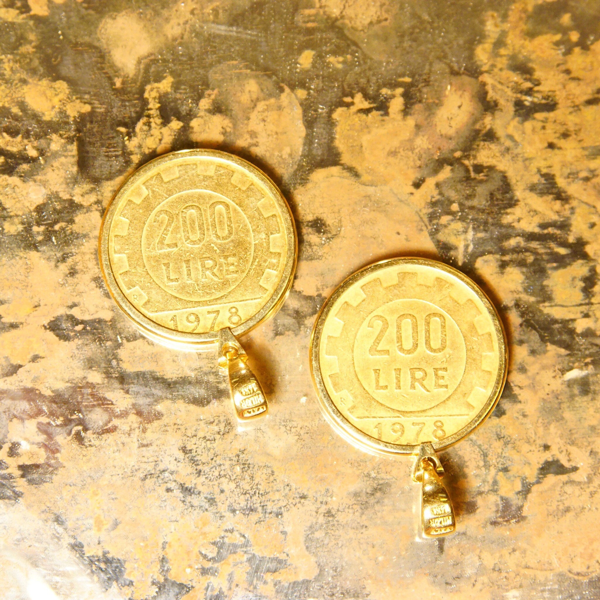 Vintage Milor Italy 14K Gold Italian Lire Coin Pendant, Republica Italian 200 Lire, 1978-1998, Solid Gold Bezel Case & Bail, 1 3/8" L