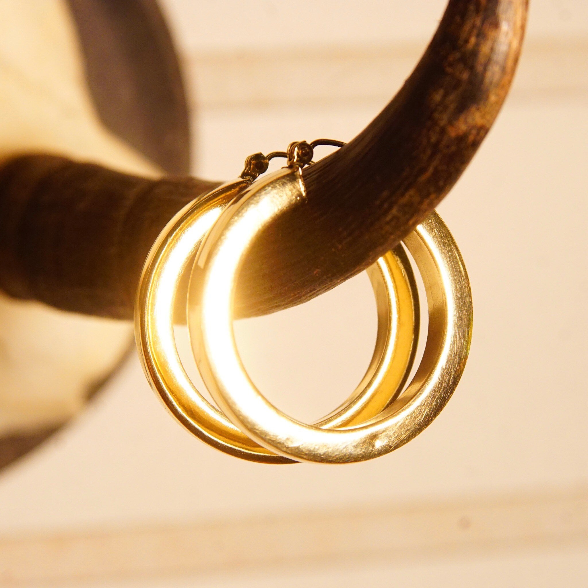 Vintage Modernist 14K Yellow Gold Hoops, 4mm Hollow Square Tubes, Hinged Post, Hallmarked SMG 14K, Medium Size Hoops, 1 3/8" L