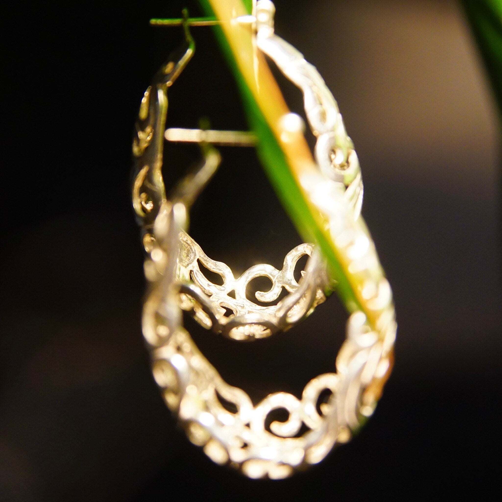 Vintage Sterling Silver Filigree Oval Hoop Earrings, Pierced Basket Hoop Earrings, Art Nouveau Vine/Scroll Designs, 925 Earrings, 1 3/8" L