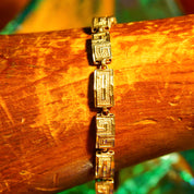 Vintage 10K Yellow Gold Greek Key Link Bracelet, Stippled Gold Links W/ Filigree Siding, Chiseled Gold Meander Design, 9 1/4" L