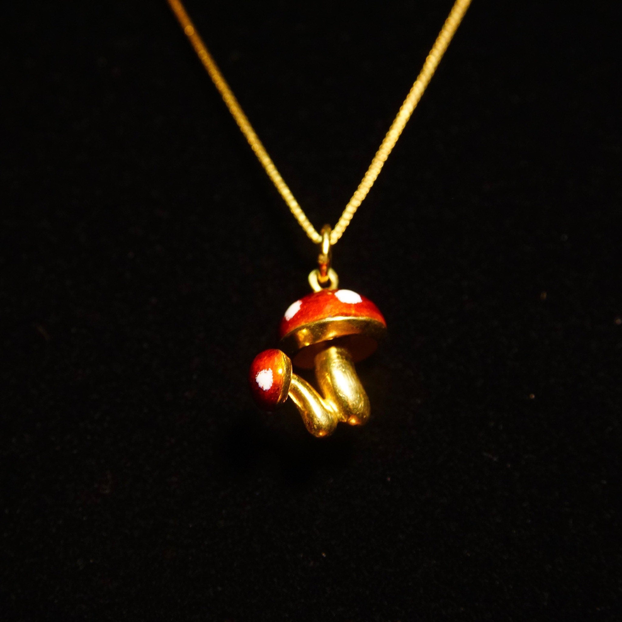 Vintage 18K Gold Enameled Mushroom Charm Necklace, Red & White Enamel, Magic Mushrooms, .8mm Yellow Gold Box Chain, 750 Jewelry, 18 1/2" L