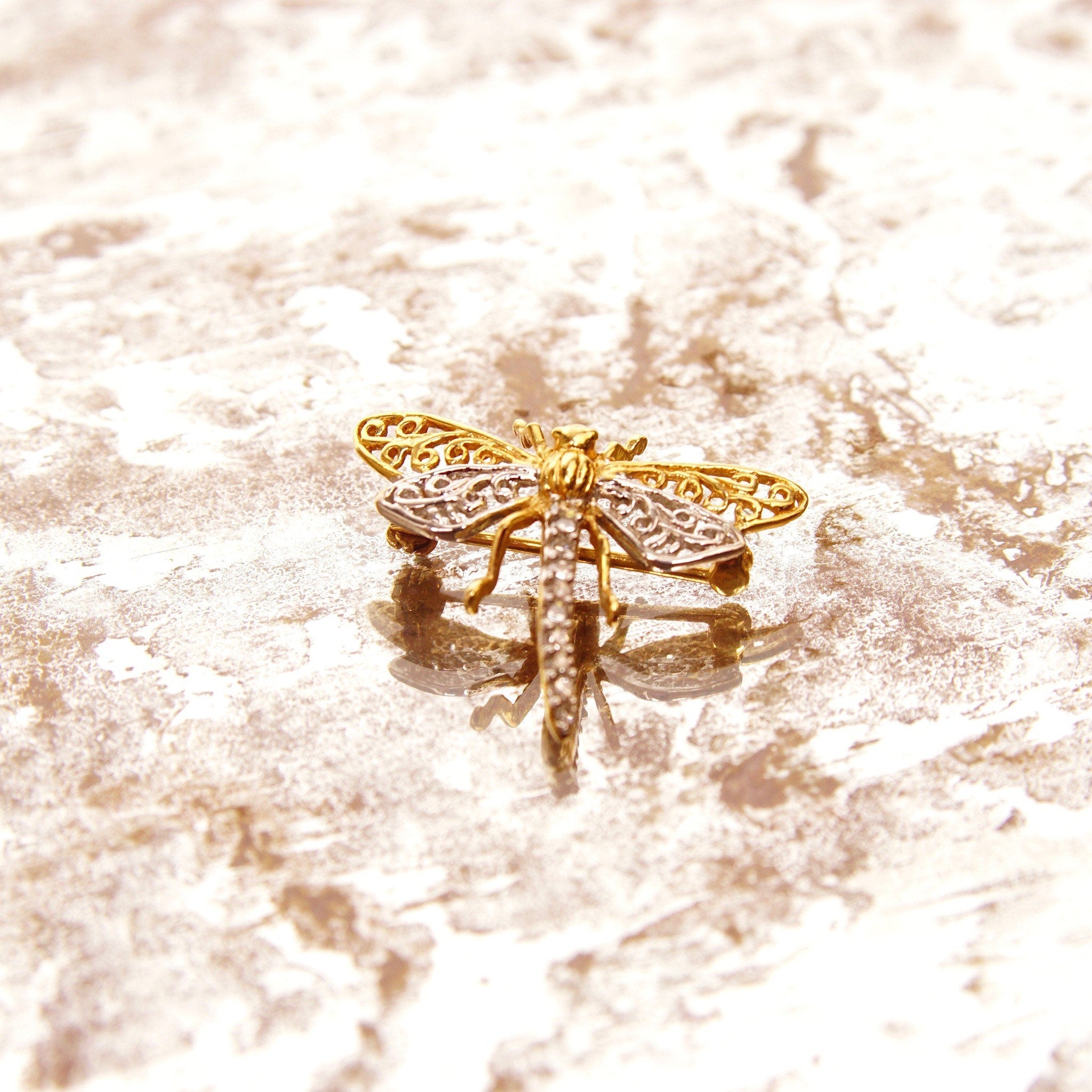 Vintage 14K White & Yellow Gold Diamond Dragonfly Brooch Pin, 10-Diamond Pave, Filigree Wings, Hinged Necklace Loops, 585 Jewelry, 1 1/8" W