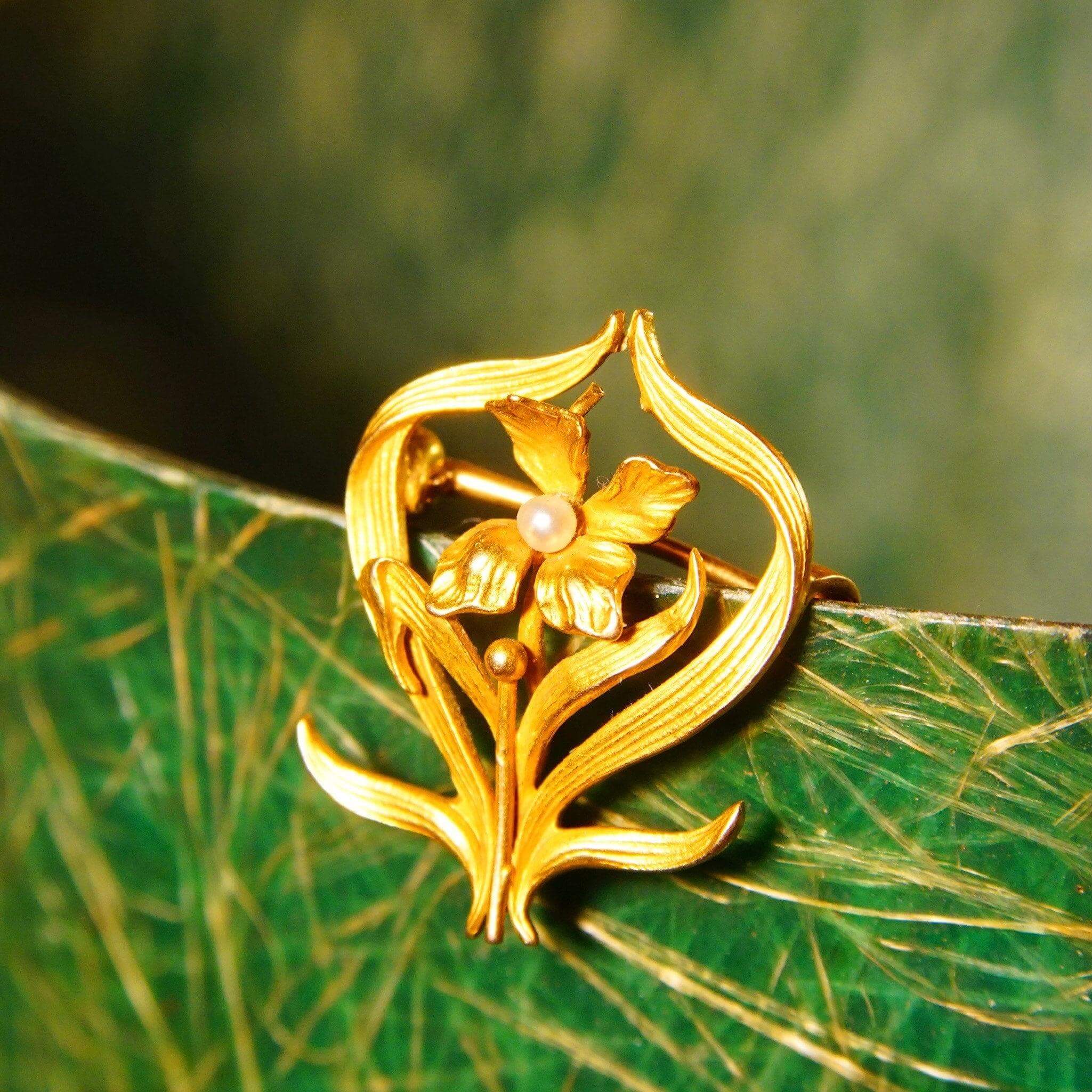 Antique Art Nouveau 14K Gold Seed Pearl Flower Brooch Pin, Engraved Yellow Gold Pin, Victorian Brooch, Accent Seed Pearl, 22mm x 18mm - Good's Vintage