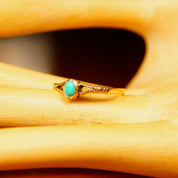 Vintage Minimalist 14K Gold Turquoise Midi Ring, Petite Yellow Gold Ring, Small Turquoise Cabochon, Gold Stacking Ring, Size 4 1/2 US