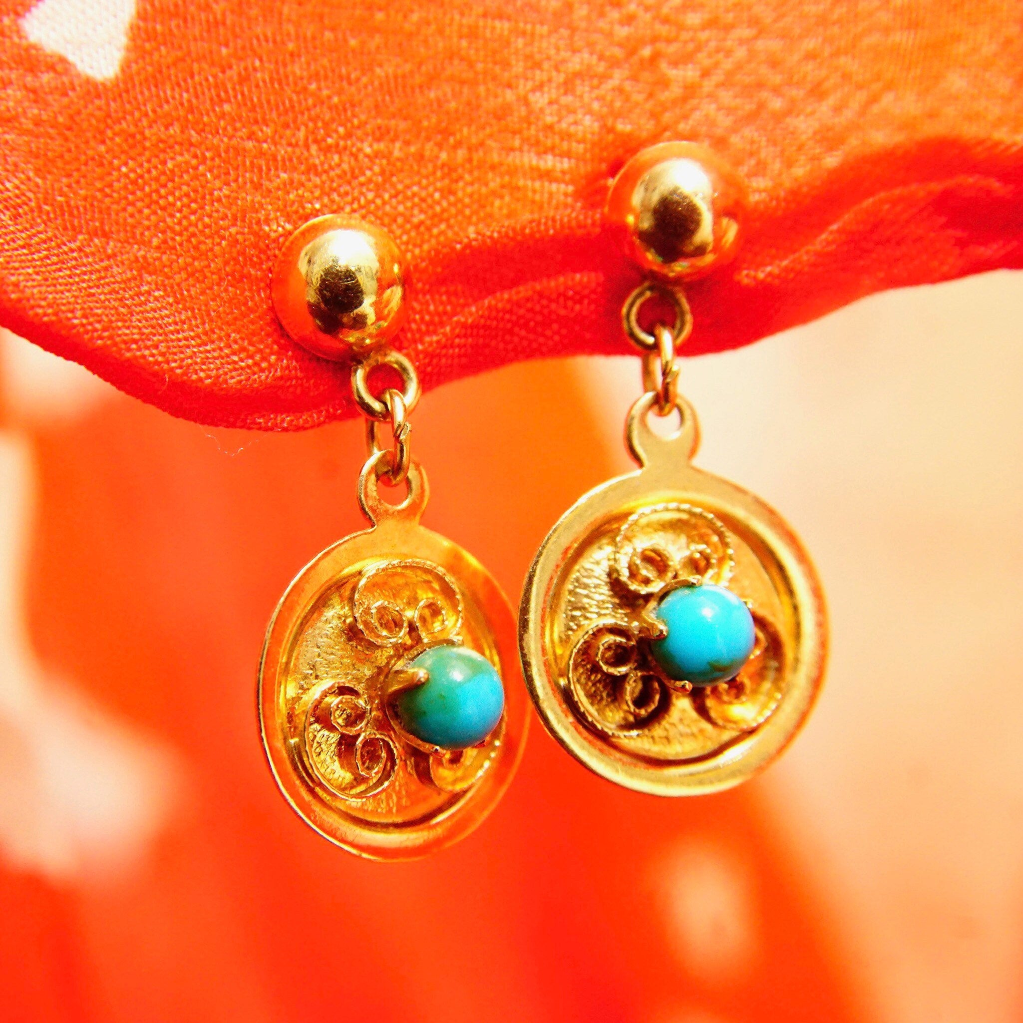 Vintage 14K Gold Filigree Turquoise Accent Dangle Earrings, Yellow Gold Discs, Prong Set Turquoise Bead, 21mm