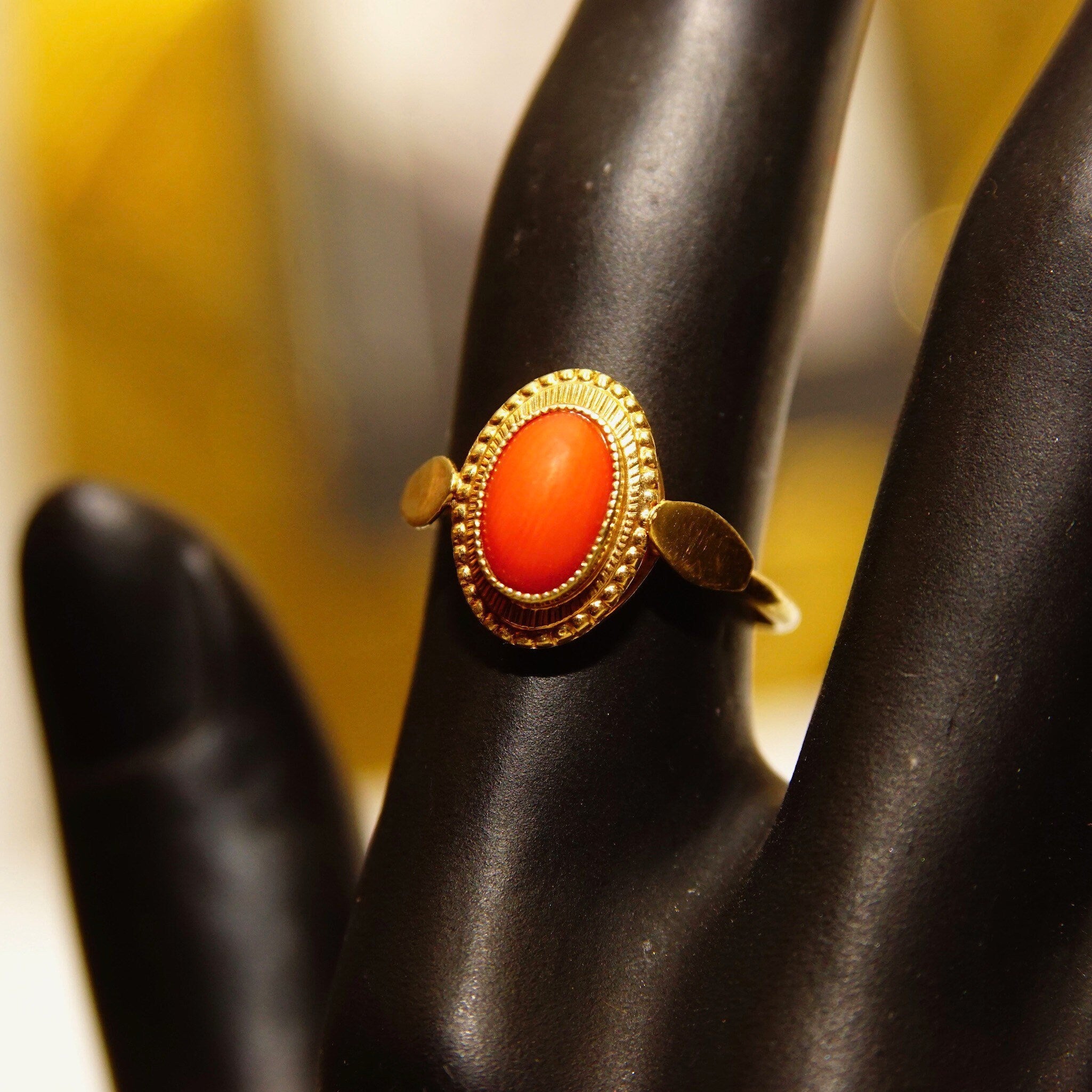 Vintage 14K Yellow Gold Coral Cabochon Ring, Embellished Bezel Setting, Orange/Red Coral, Bohemian Style, Elegant 585 Ring,  Size 6 1/4 US