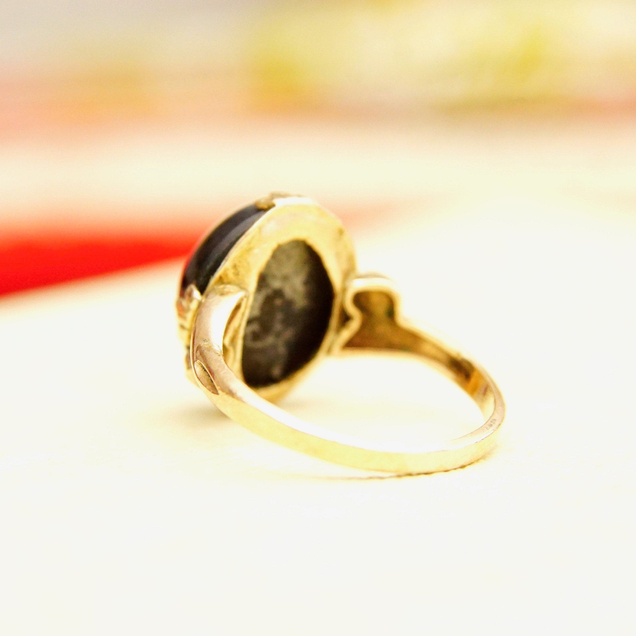 Antique 10K GF Cat's Eye Cabochon Ring, Ornate Fleur Prong Clips, Chatoyant Sillimanite Gemstone, Size 7 1/2 US