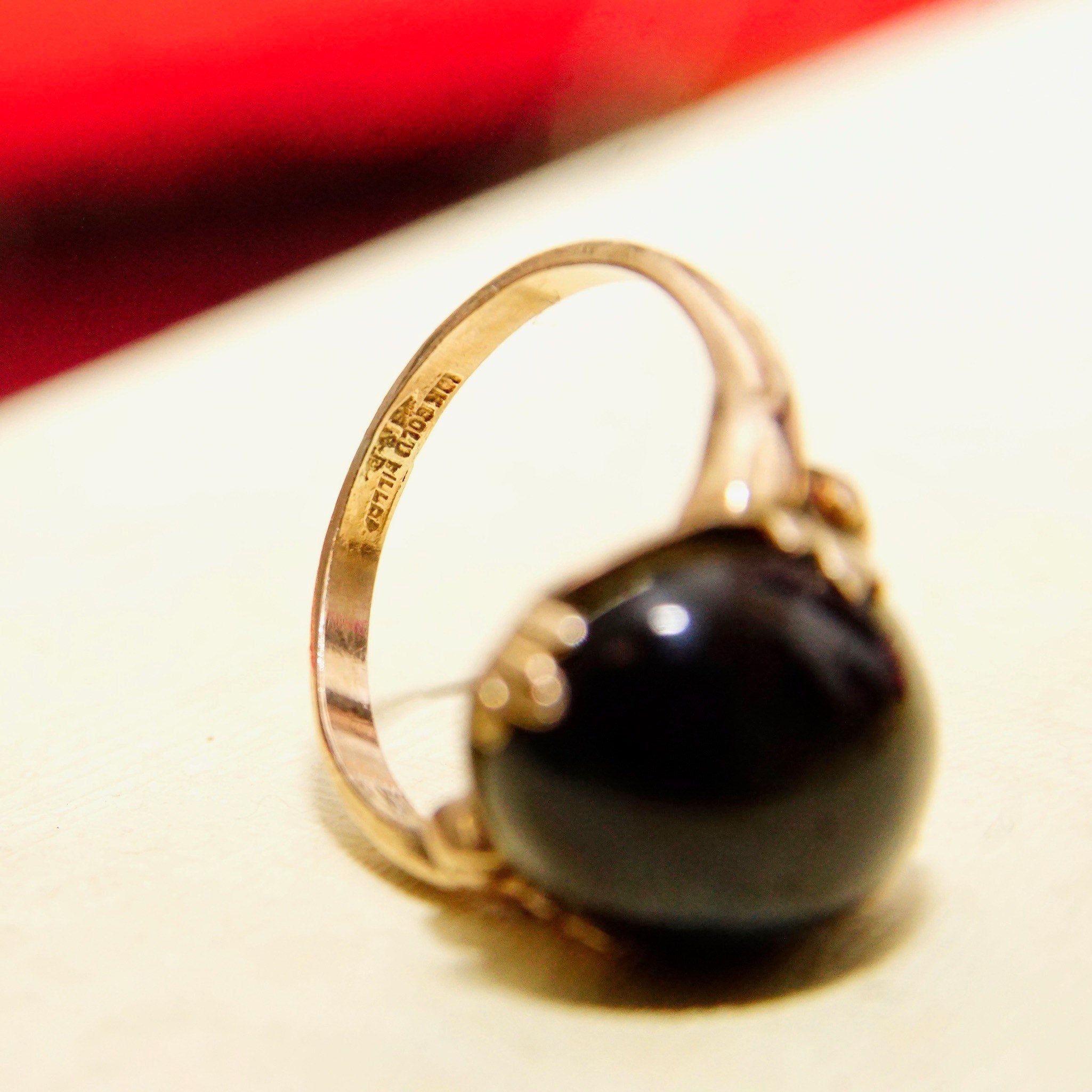 Antique 10K GF Cat's Eye Cabochon Ring, Ornate Fleur Prong Clips, Chatoyant Sillimanite Gemstone, Size 7 1/2 US