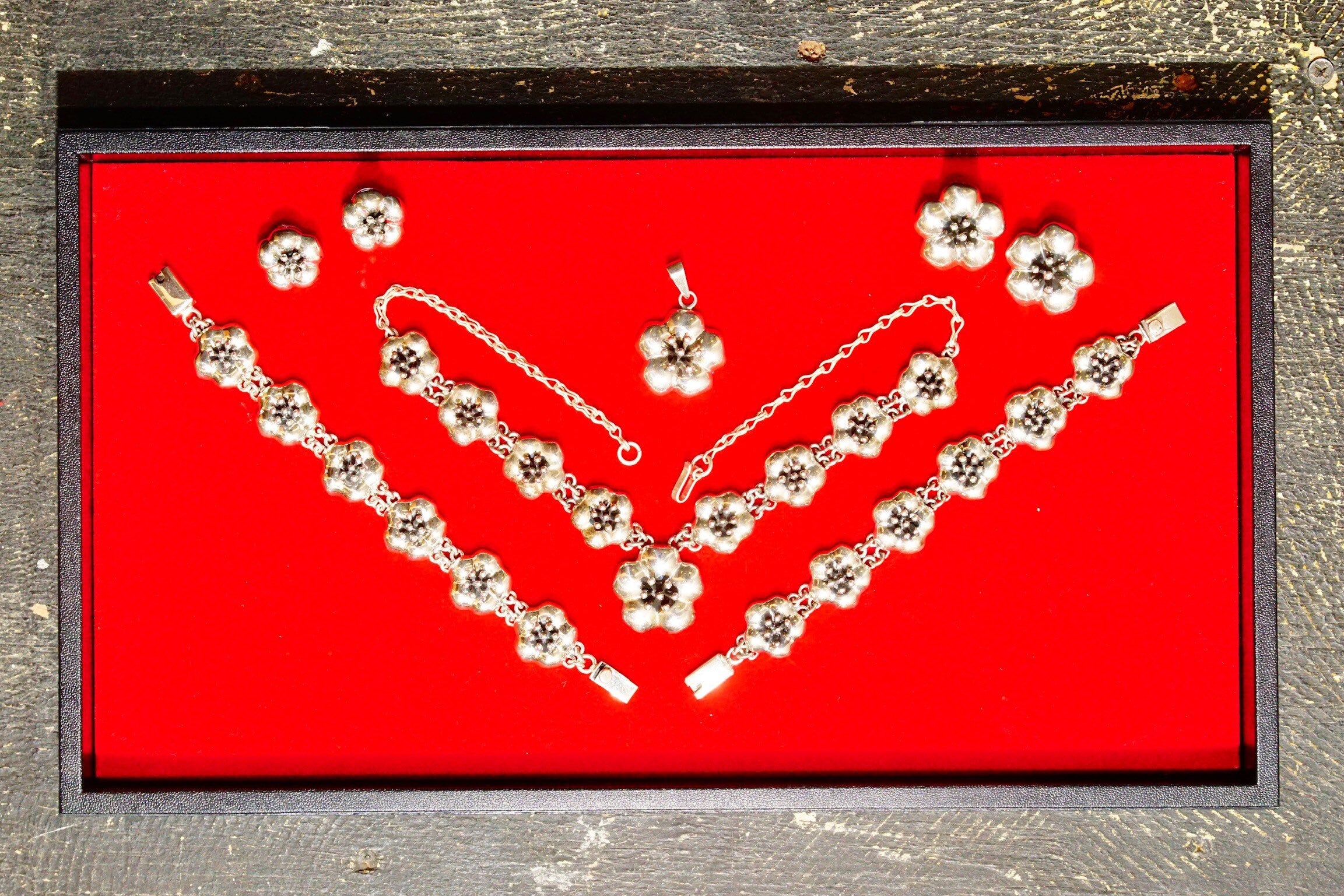 Vintage TAXCO Sterling Silver Hibiscus Flower Jewelry, Bib Necklace, Necklace Pendant, Link Bracelets, Flower Stud Earrings, C-11 MEXICO 925