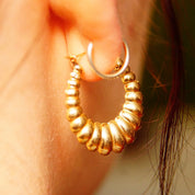 Vintage 14K Yellow Gold Scalloped Hoop Earrings, Small Puffed Oval Hoops, Elegant Gold Hoops, Lightweight, 585 Jewelry, 27mm