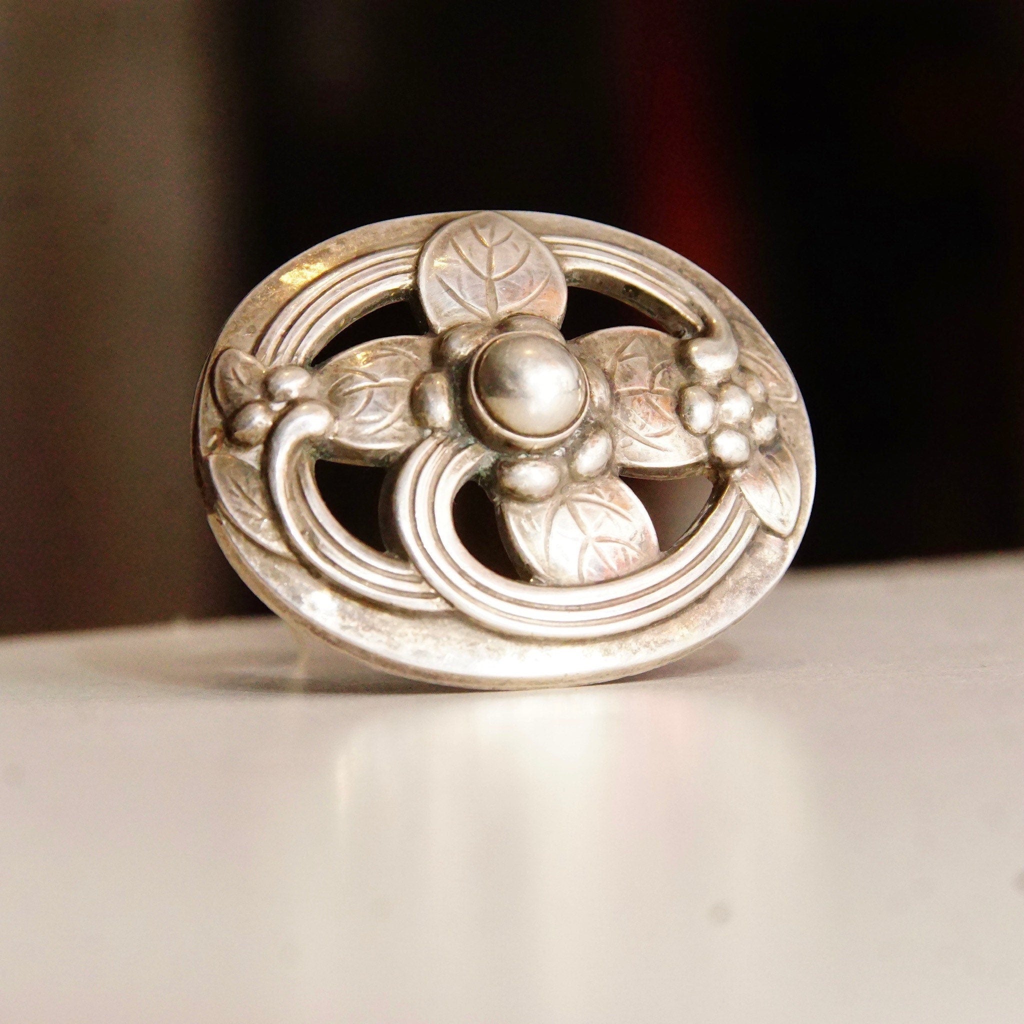 Vintage GEORG JENSEN Sterling Silver Flower Brooch No. 138, Art Nouveau Style, Sterling Denmark, Oval Floral Sash Pin, Soft Patina, 4cm