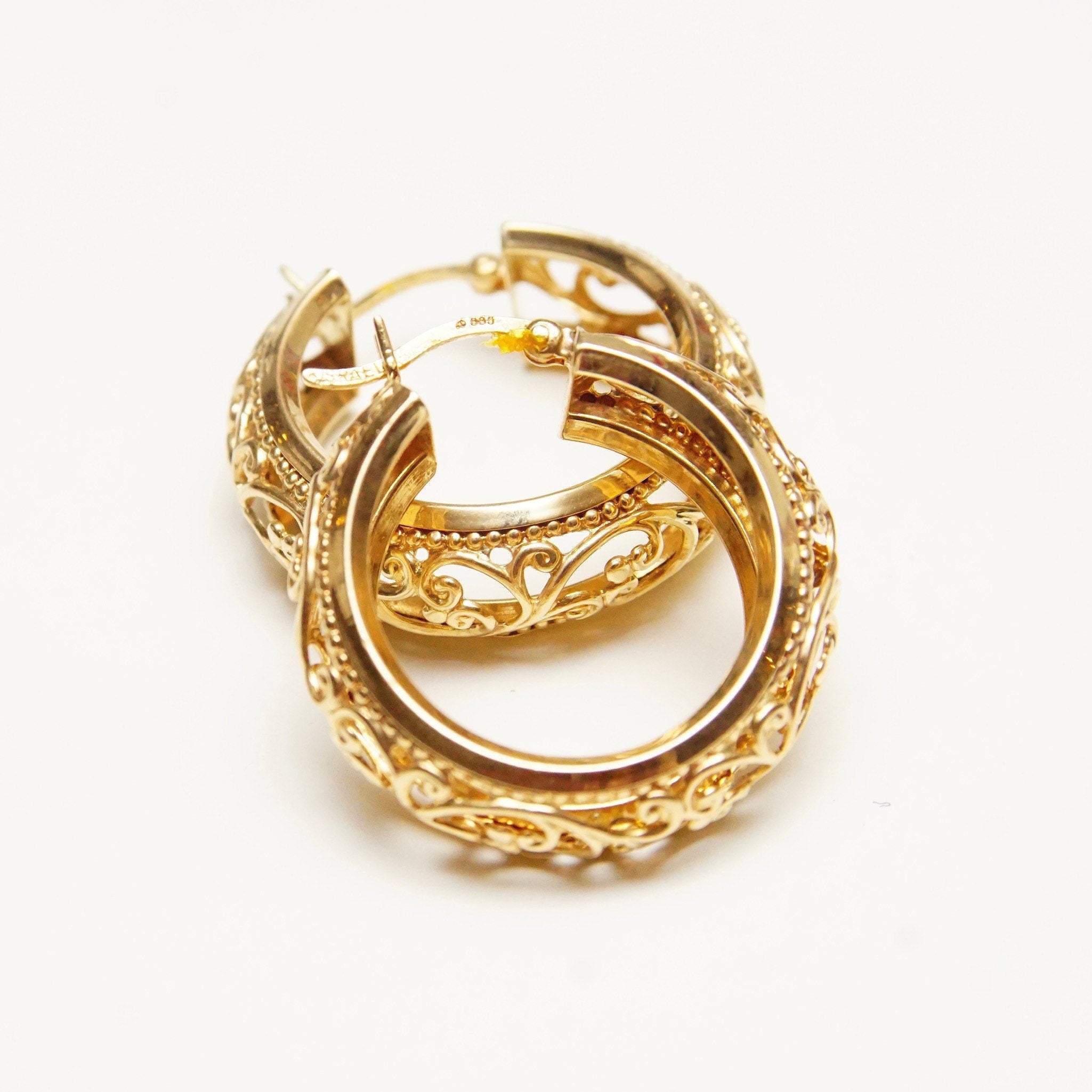 Vintage 14K Yellow Gold Filigree Hoop Earrings, Ornate Polished Hoops, 8mm Embellished Gold Hoops, 585 Jewelry, Elegant Gold Hoops, 28mm
