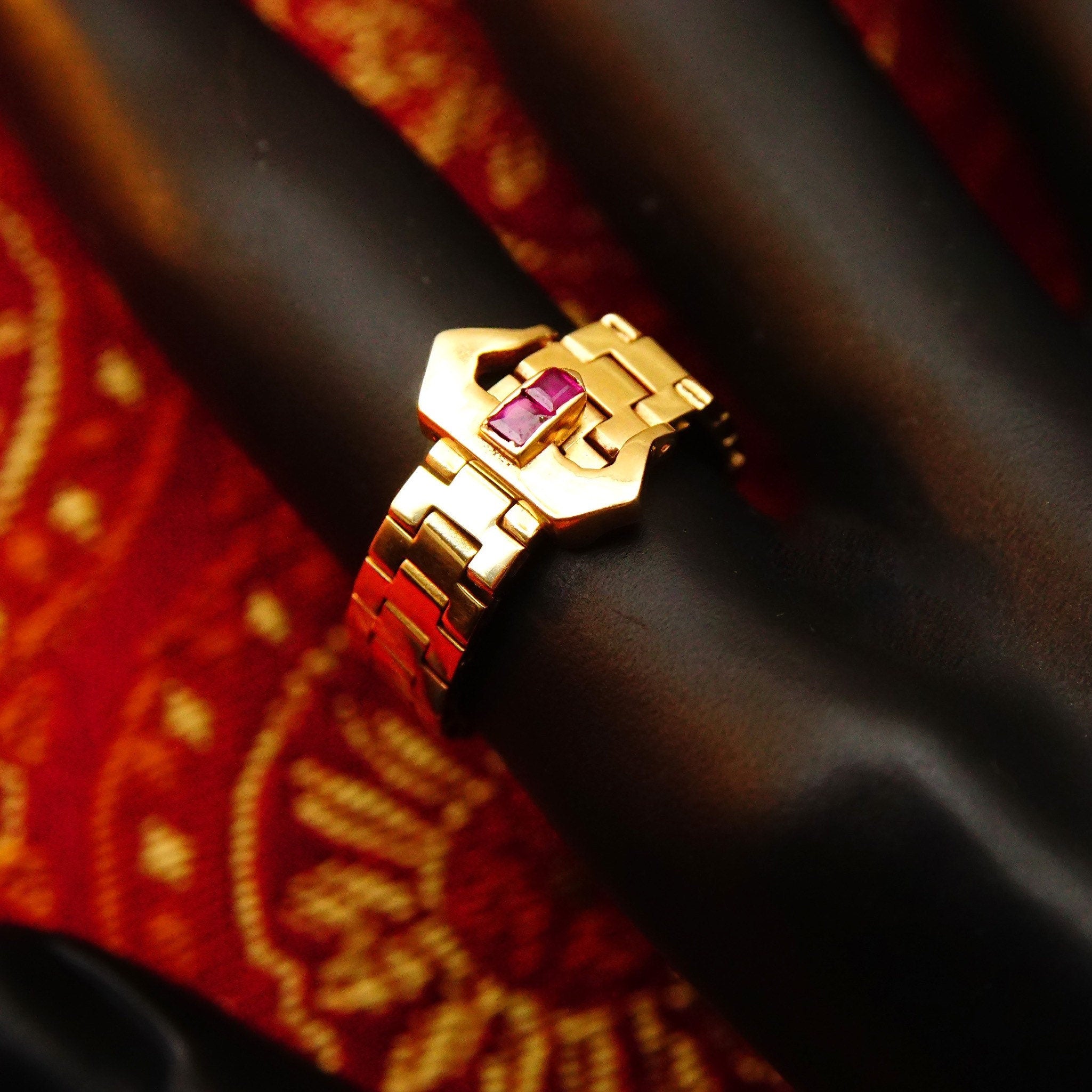 Vintage 14K Yellow Gold Ruby Accent Belt Ring, 6mm Articulated Gold Link Ring Band, Jeweled Belt Buckle, Emerald Cut Stones, Size 6 3/4 US