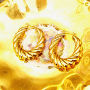Vintage Napier Gold Tone Scallop Hoop Earrings, Puffed Yellow Gold Repousse Wreath Hoops, 1 1/2" L