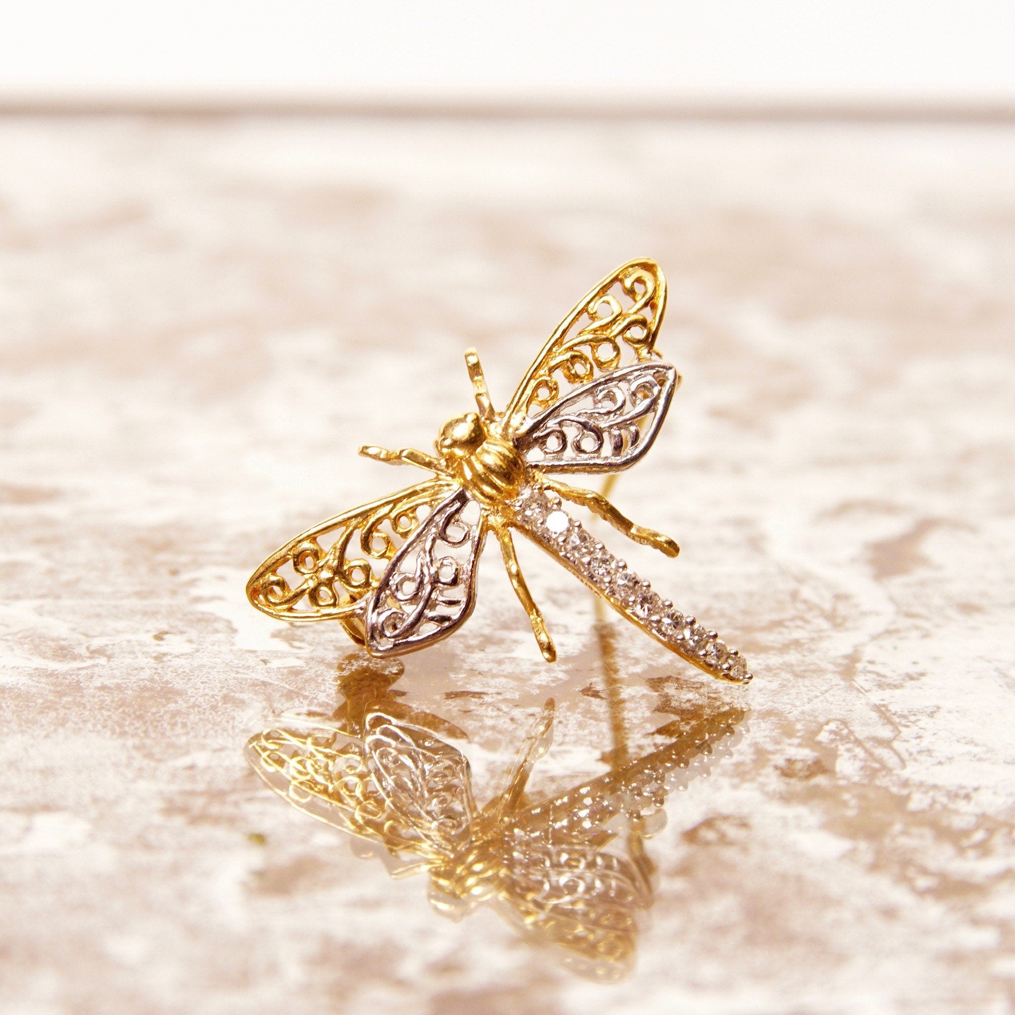 Vintage 14K White & Yellow Gold Diamond Dragonfly Brooch Pin, 10-Diamond Pave, Filigree Wings, Hinged Necklace Loops, 585 Jewelry, 1 1/8" W
