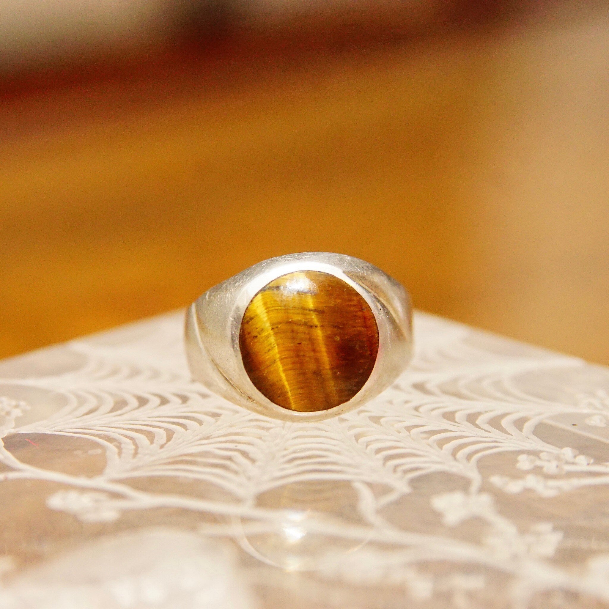 Vintage TAXCO Sterling Silver Tigers Eye Signet Ring, Iridescent Gemstone Cabochon, Graduated Silver Band, Mexico 925MC, Size 7 US