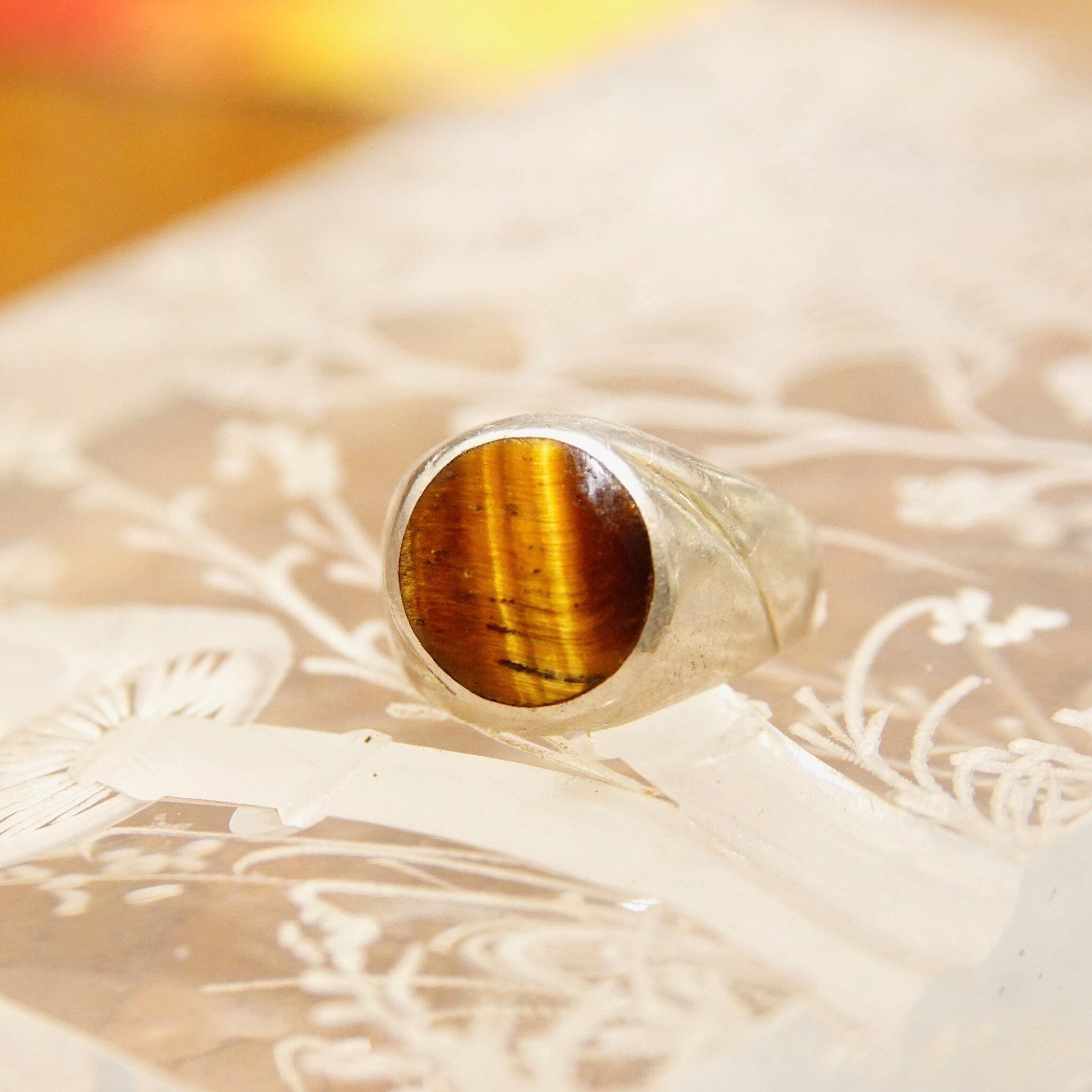 Vintage TAXCO Sterling Silver Tigers Eye Signet Ring, Iridescent Gemstone Cabochon, Graduated Silver Band, Mexico 925MC, Size 7 US