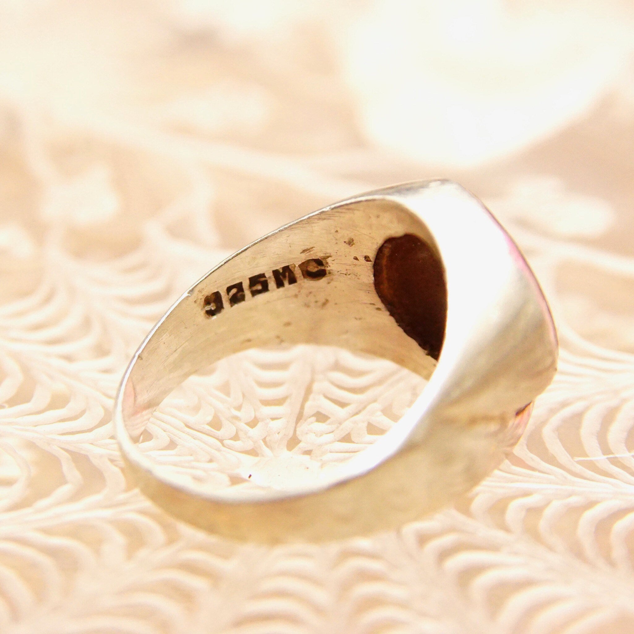 Vintage TAXCO Sterling Silver Tigers Eye Signet Ring, Iridescent Gemstone Cabochon, Graduated Silver Band, Mexico 925MC, Size 7 US