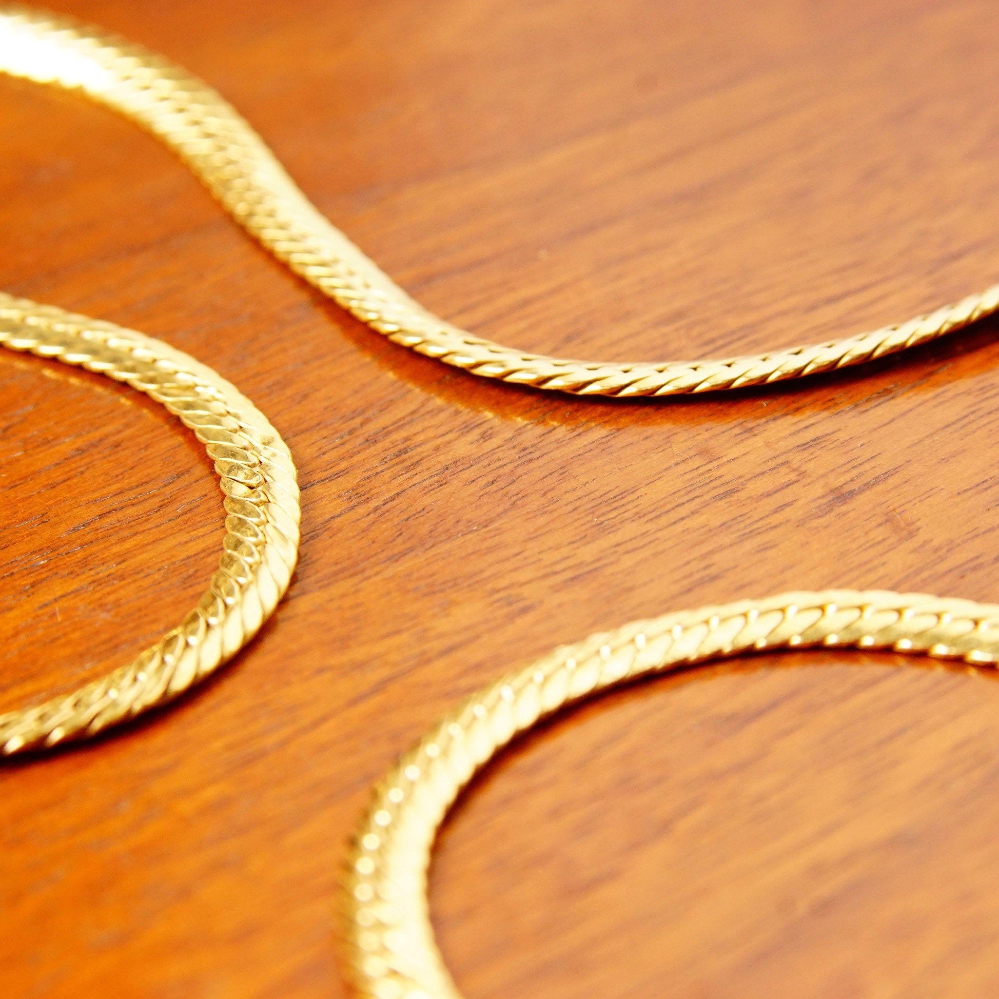 Vintage Hallmarked 18K Gold Herringbone Chain, BREV 172 AR 750, Unisex Yellow Gold Chain, 4mm Solid Gold Chain, 18" Long