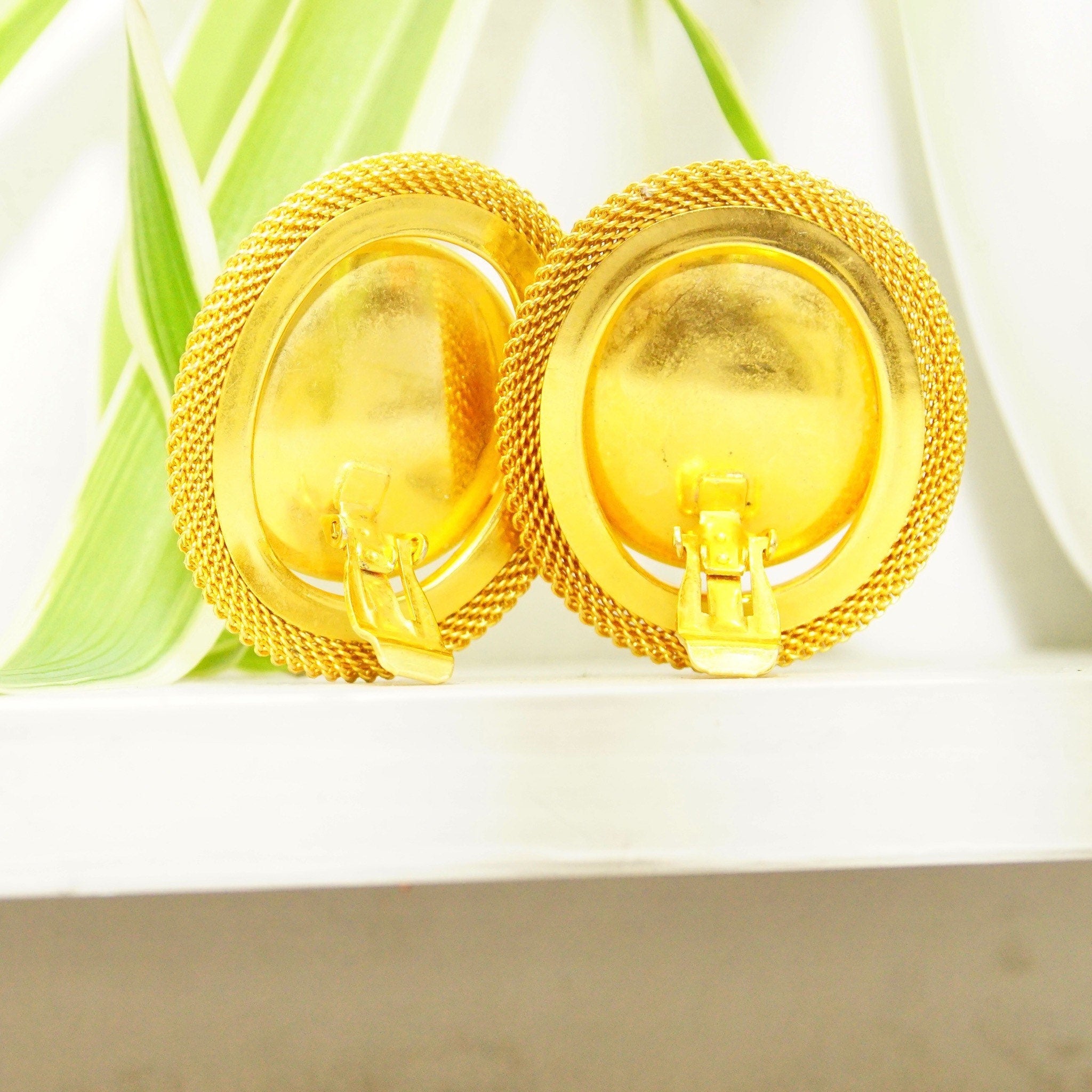 Vintage Gold-Tone Lucite Amber Clip-On Earrings, 80's Modernist Faux Amber Earrings, Chunky Gold Mesh Clip-On, Chunky, Dress-Up, 1 15/16" L