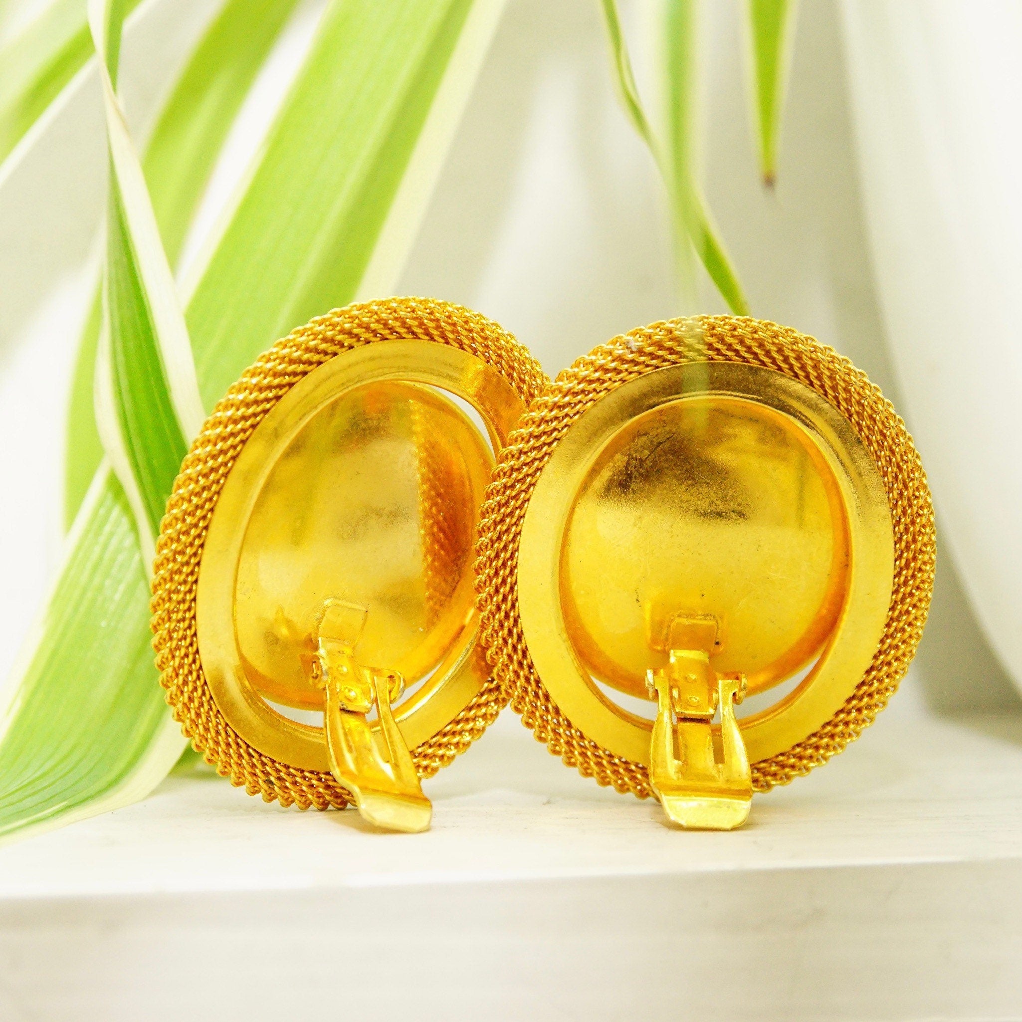 Vintage Gold-Tone Lucite Amber Clip-On Earrings, 80's Modernist Faux Amber Earrings, Chunky Gold Mesh Clip-On, Chunky, Dress-Up, 1 15/16" L