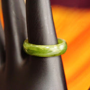Vintage Solid Jadeite Jade Band Ring, Marbled Dark Green Gemstone, 5mm Rounded Stone Band, Stackable Jade Ring, Size 5 1/2 US