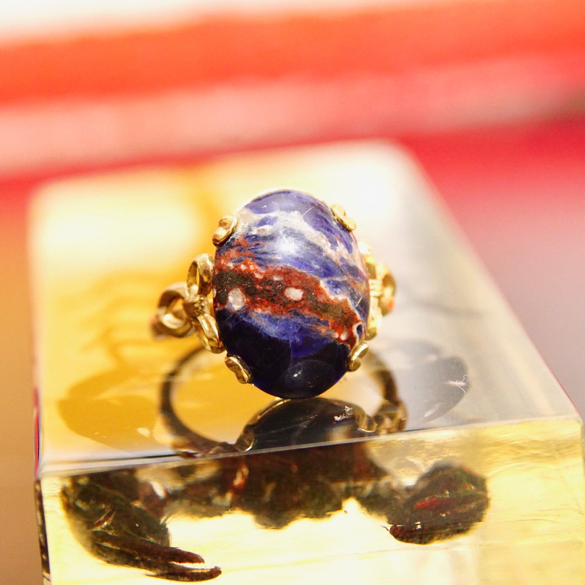 Vintage 10K GF Lapis Lazuli Cabochon Ring, Dark Blue Gemstone W/ Inclusions, Yellow Gold Ribbon Embellishments, Size 8 US