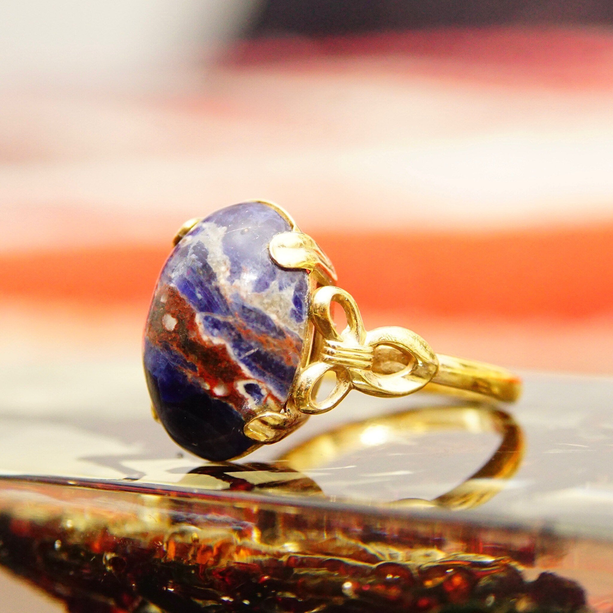 Vintage 10K GF Lapis Lazuli Cabochon Ring, Dark Blue Gemstone W/ Inclusions, Yellow Gold Ribbon Embellishments, Size 8 US