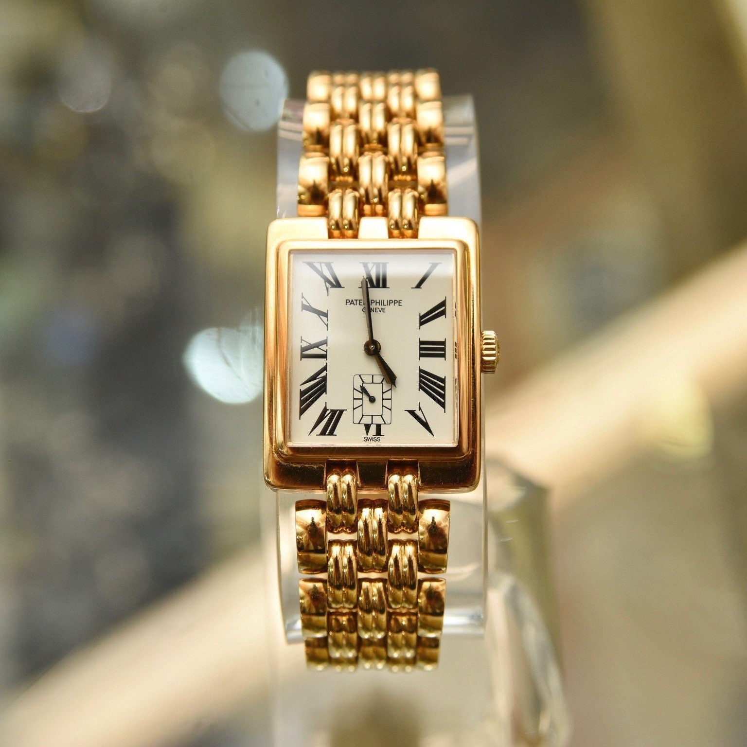 Vintage 1990s PATEK PHILIPPE Gondolo Solid 18K Gold Link Wrist Watch, 18 Jewel Movement, 5010/1 Swiss 215, 25m Water Resistant
