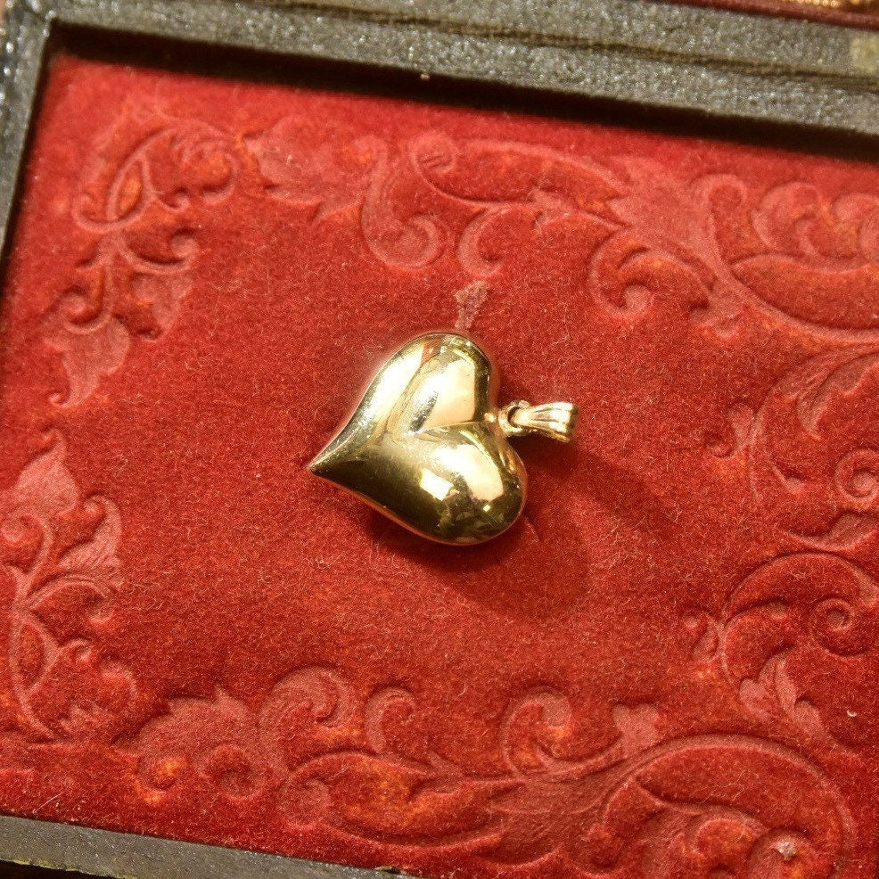 Vintage Puffed 14K Yellow Gold Heart Charm, Dainty Yellow Gold Heart Pendant, Accent Gold Hoop Earring Charm, Cute 585 Accessories, 3/4"