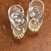 14K Scallop Hoop Earrings, Yellow Gold Round Puff Hoops, Wreath/Ribbon Motif, Estate Jewelry, 1 1/4"