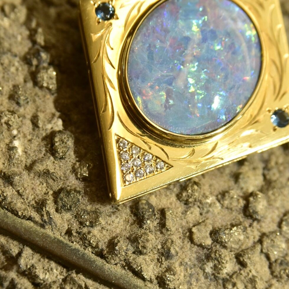 Vintage 18K Gold Mosaic Opal Diamond Cluster Blue Gemstone Pendant, 20 Diamond Accents, Large Solid 750 Blue Opal Triplet Pendant, 2" L