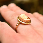 Vintage 14K Gold Cameo Ring, Classic Relief Ladies Cameo Shell Carving, Elegant 585 Ring, Size 8 1/2 US