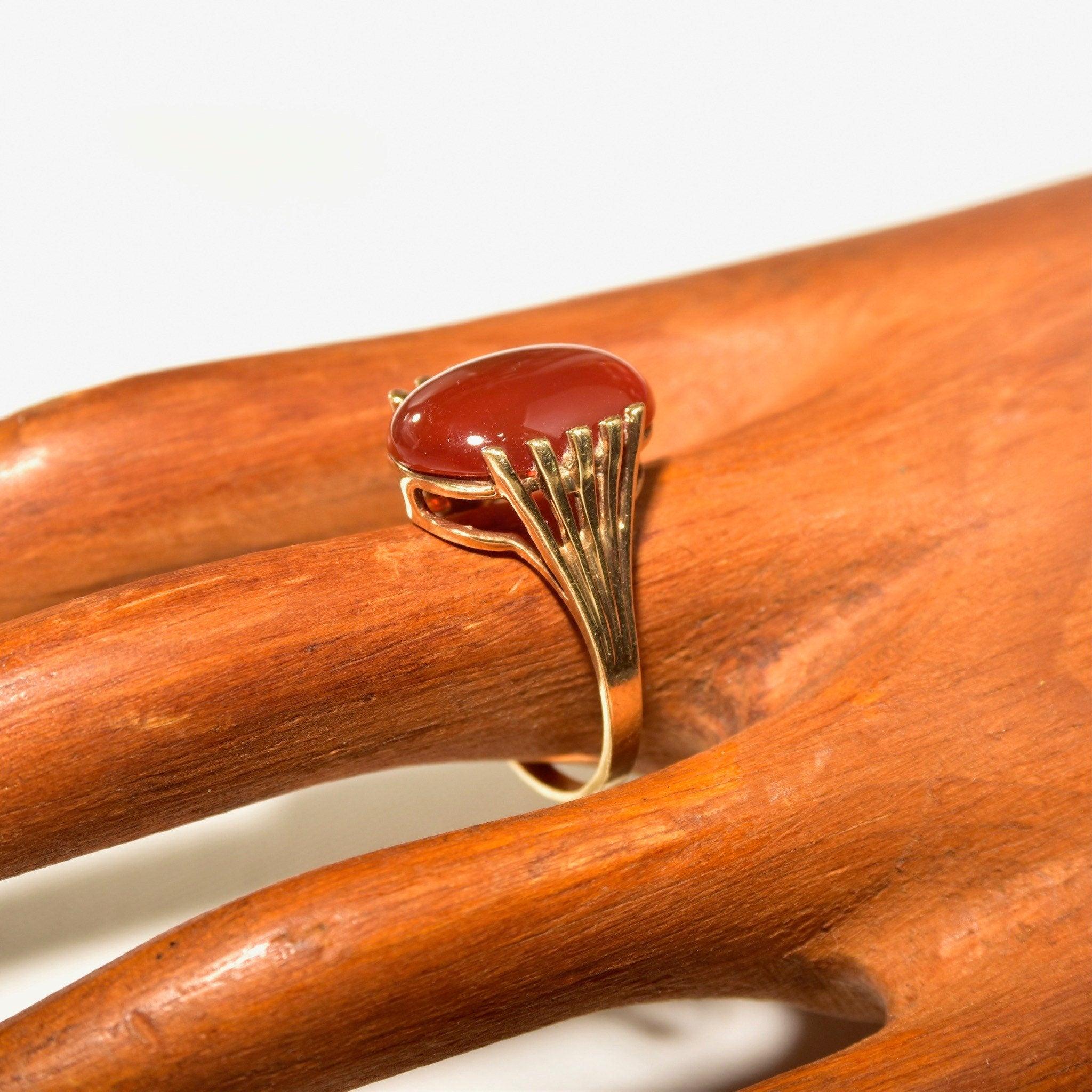 Vintage EMMA 10K Carnelian Cabochon Ring, Art Deco Cocktail Ring, Unique Gold Prong Setting, Statement Ring, Size 7 1/4 US - Good's Vintage
