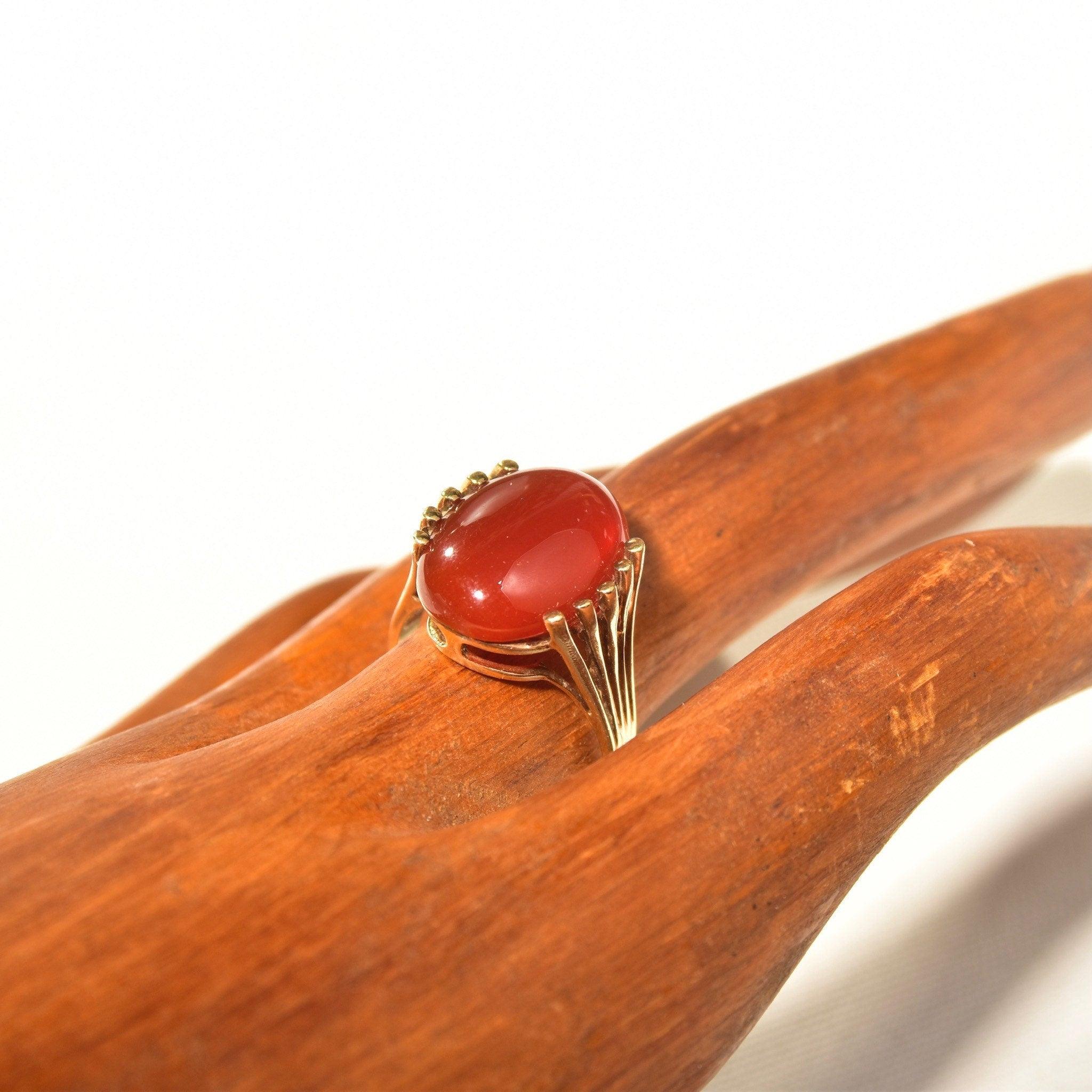 Vintage EMMA 10K Carnelian Cabochon Ring, Art Deco Cocktail Ring, Unique Gold Prong Setting, Statement Ring, Size 7 1/4 US - Good's Vintage