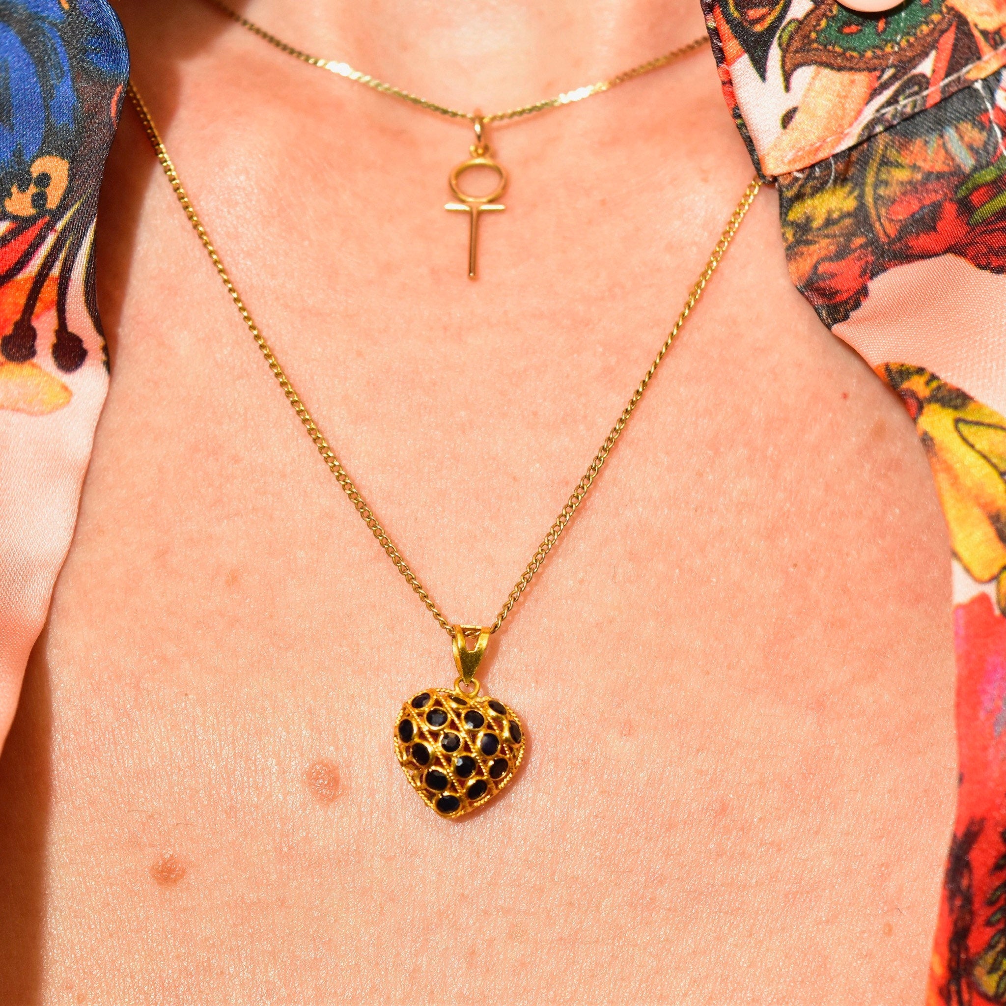 Vintage 18KT Gold Puffed Gemstone Heart Pendant W/ 10K Gold Necklace, Pinky Ruby & Blue Sapphire, Dainty Cable Chain, 18 1/4" L