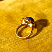 14K Lapis Lazuli Cabochon Ring, Hollow Yellow Gold Cocktail Ring, Cobalt Blue Gemstone Solitaire, Size 7 1/2 US