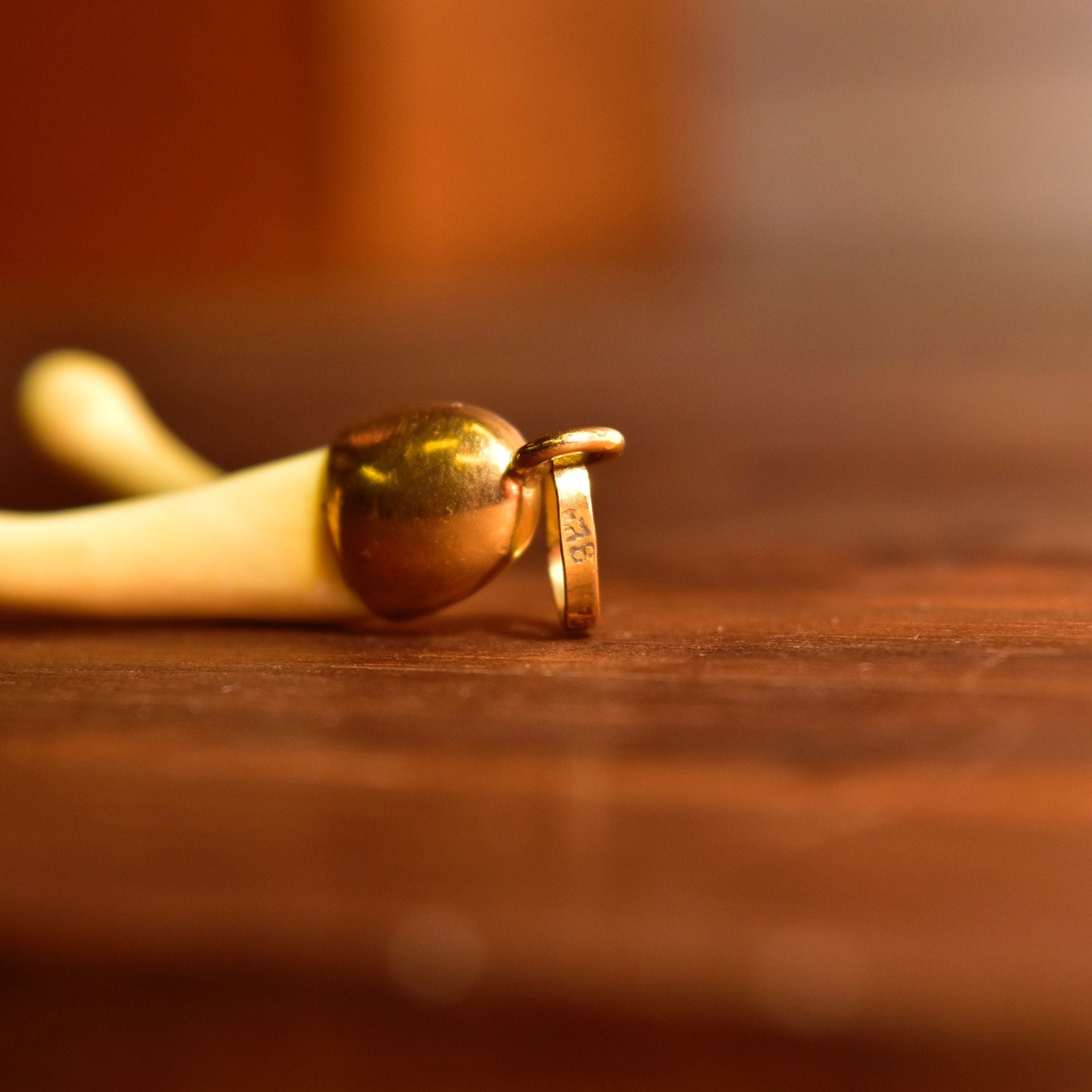 Vintage 18K Gold Wishbone Charm Pendant, Yellow Gold Cap & Bail, Epoxy Cast Bird Wishbone, Occultist Jewelry, 2 1/4" L