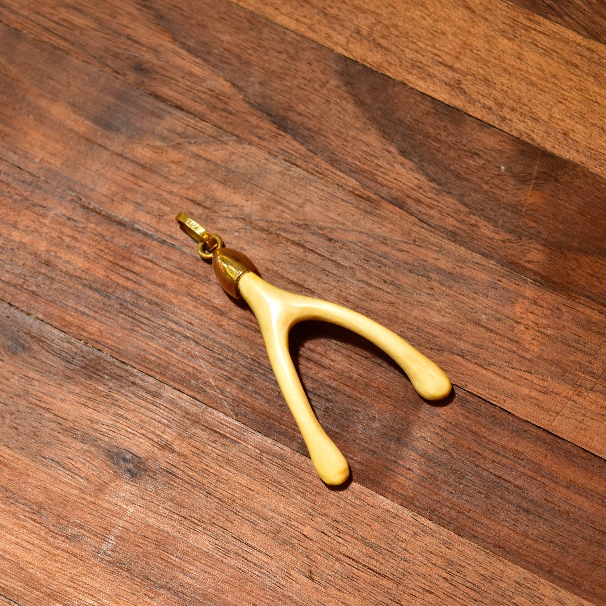 Vintage 18K Gold Wishbone Charm Pendant, Yellow Gold Cap & Bail, Epoxy Cast Bird Wishbone, Occultist Jewelry, 2 1/4" L