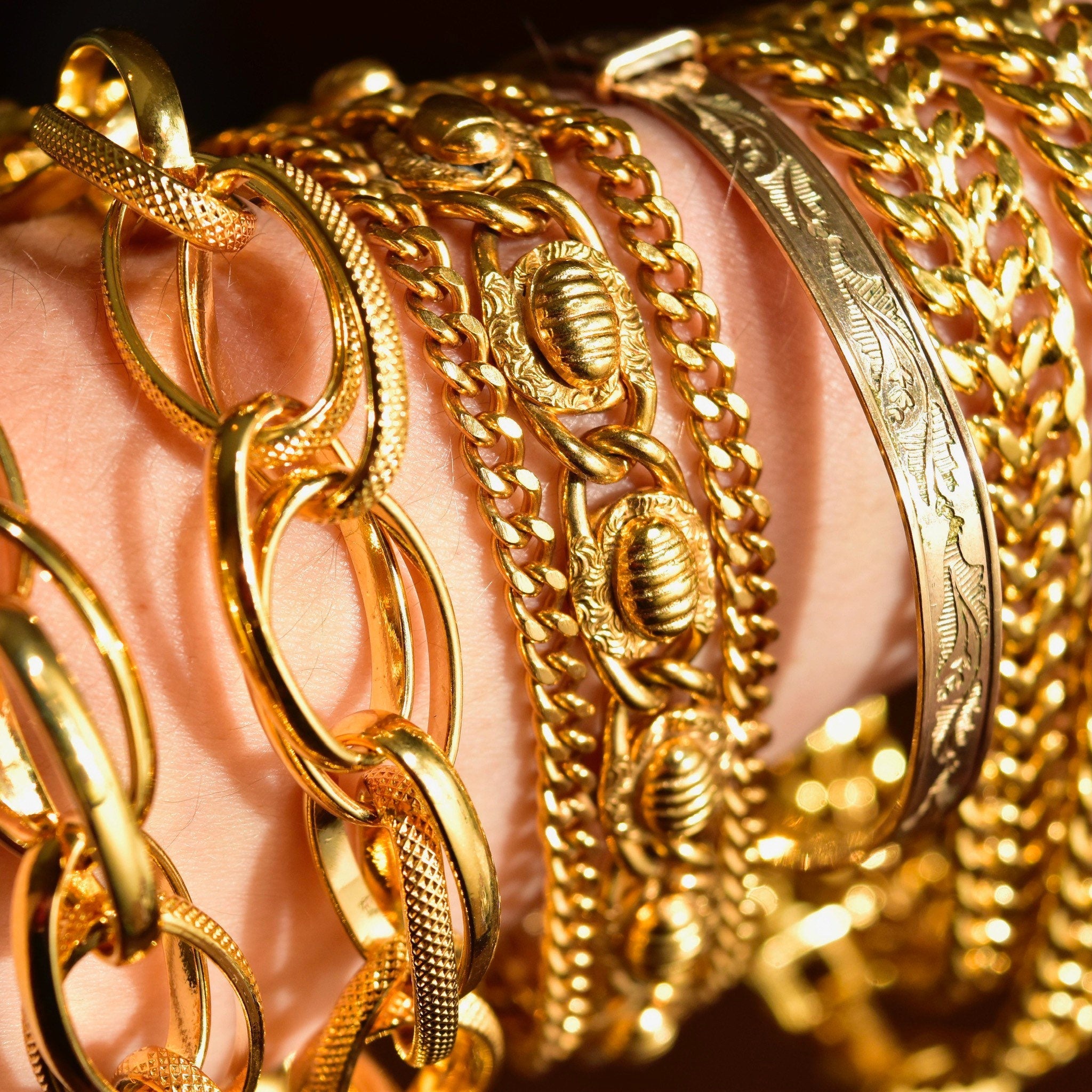 Vintage Mid-Century Gold Tone Beetle Link Bracelet, Chunky Multi-Row Link Chain, Curb Link Chains, Snap Clasp & Security Chain, 7 1/4"
