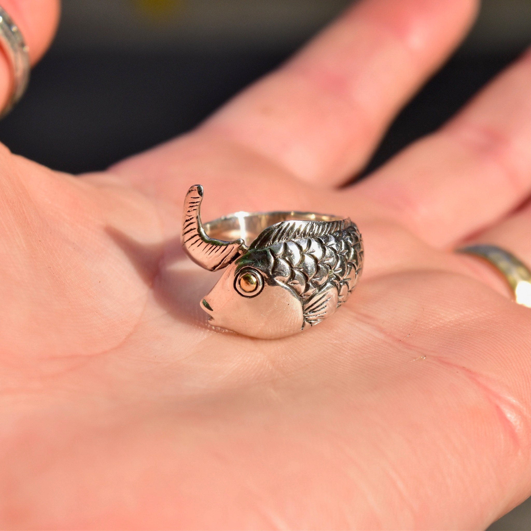 Vintage Hallmarked Sterling Silver + 18K Koi Fish Coil Ring, Scaled Silver Fish Ring, Lucky Carp Ring, Gold Eye Accents, Size 8 1/2 US