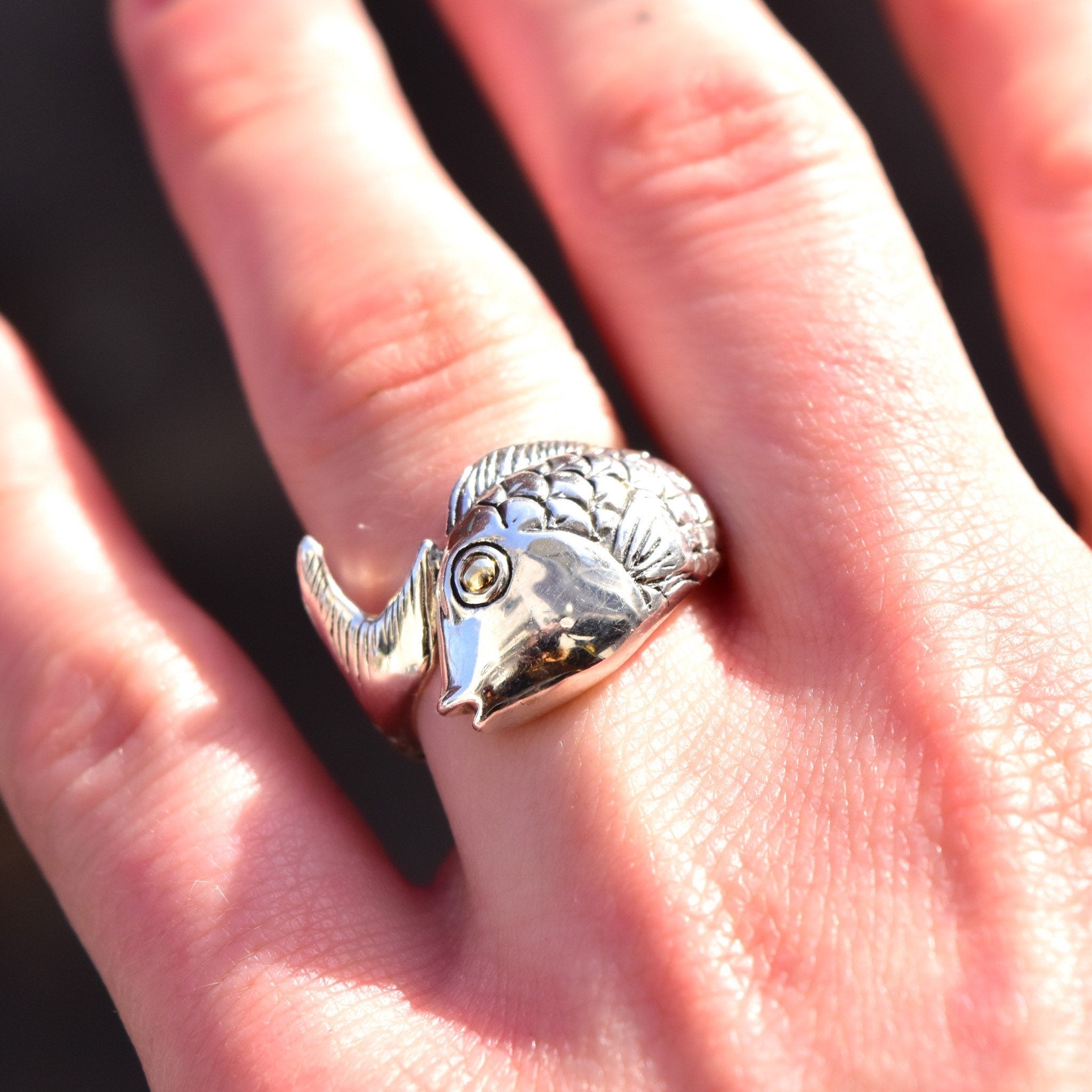 Vintage Hallmarked Sterling Silver + 18K Koi Fish Coil Ring, Scaled Silver Fish Ring, Lucky Carp Ring, Gold Eye Accents, Size 8 1/2 US