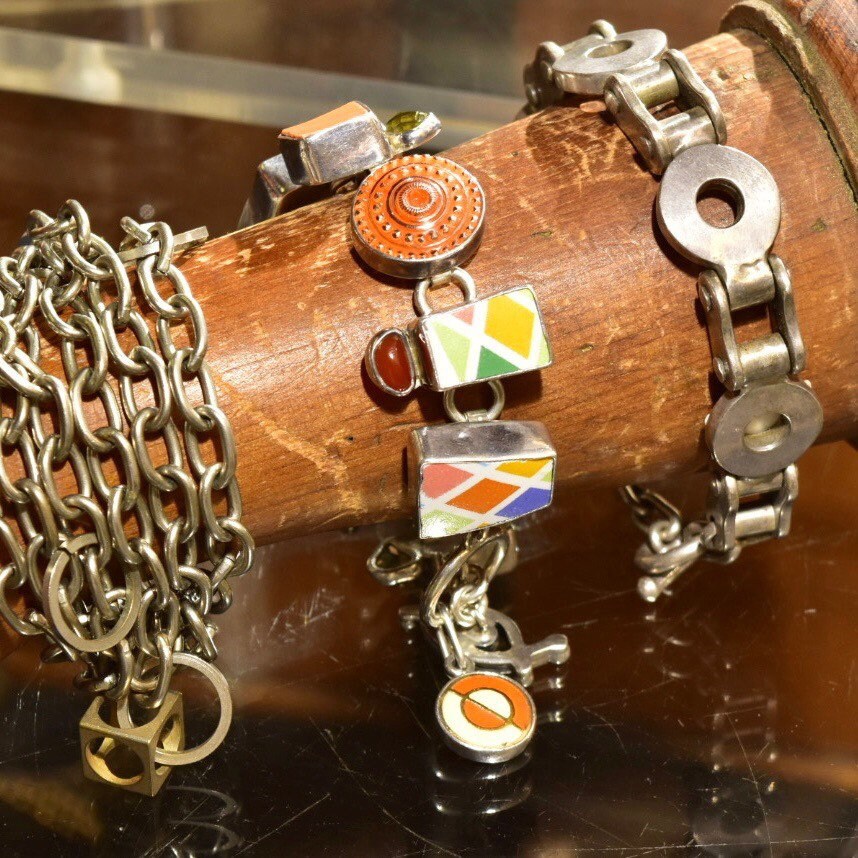 Retro 'Echo Of The Dreamer' Sterling Silver Orange Enamel Charm Bracelet, Chunky Color Link Bracelet, Gemstone Accents, Toggle Clasp, 8 1/2"