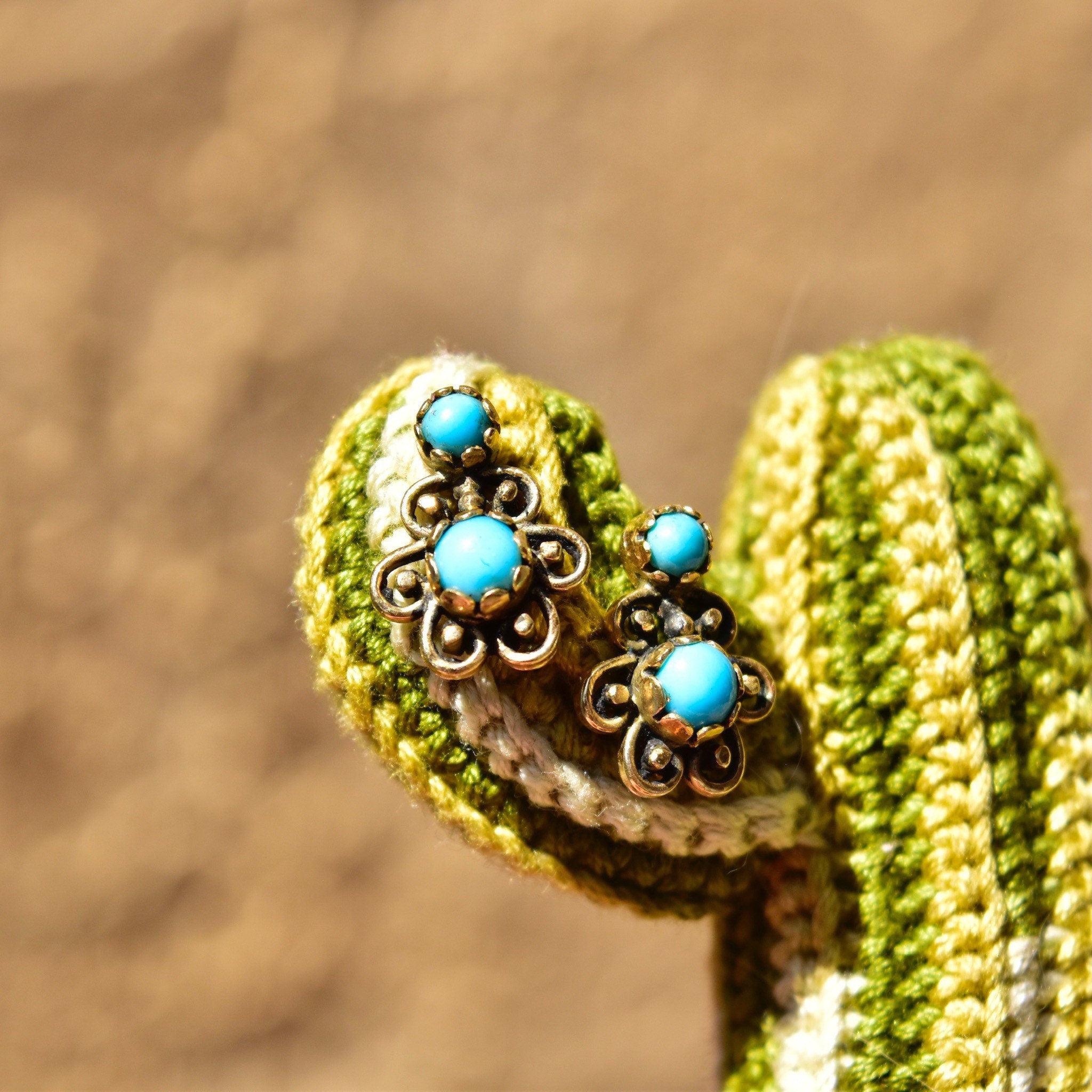 14K Turquoise Flower Studs, Dainty Two-Stone Yellow Gold Earrings, Estate Jewelry, 14mm