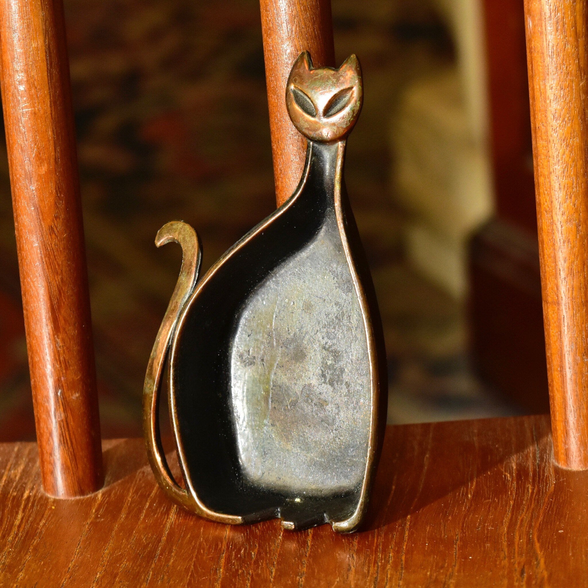 Vintage Art Deco Cat Catchall, Stylized Cat Ashtray, Textured Black & Bronze Metal, 4 1/4" L