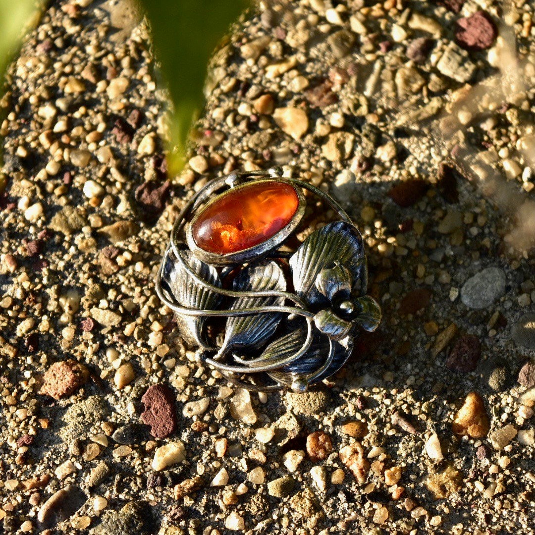 Antique French Art Nouveau Sterling Silver Amber Brooch Pin, Floral Motifs, Polished Amber Cabochon,