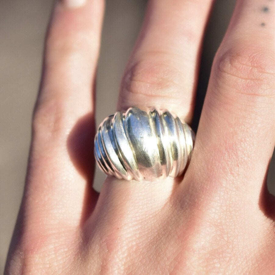 Vintage TAXCO Ribbed Sterling Silver Bombe Ring, Modernist Wavy Scalloped Dome Ring, 925 Mexico, Size 7 1/4 US