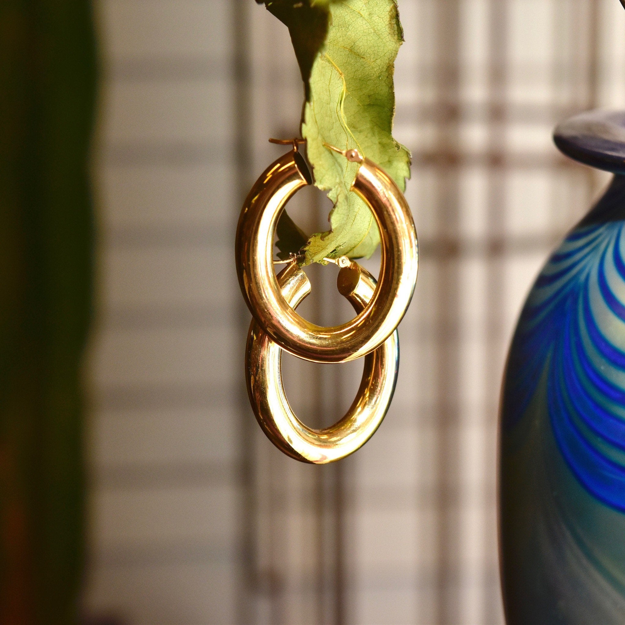 Vintage 14K Gold Oval Hoop Earrings, Polished Gold Tube Hoops, Lightweight, 585 Statement Earrings, 35mm