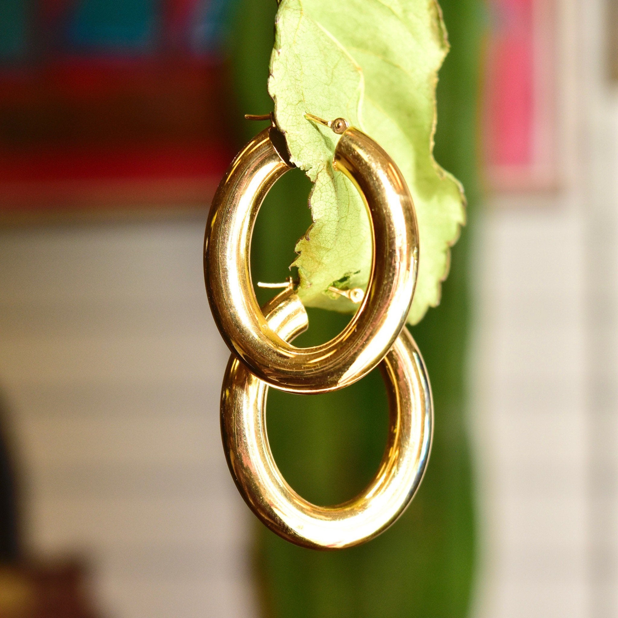 Vintage 14K Gold Oval Hoop Earrings, Polished Gold Tube Hoops, Lightweight, 585 Statement Earrings, 35mm
